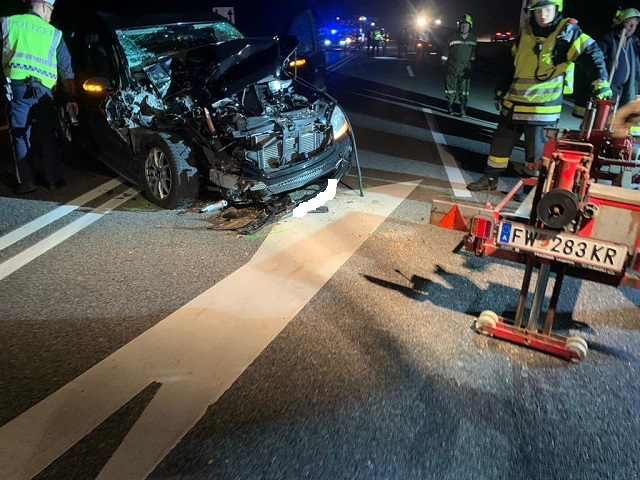 B37 - Auffahrunfall mit PKW und Traktor